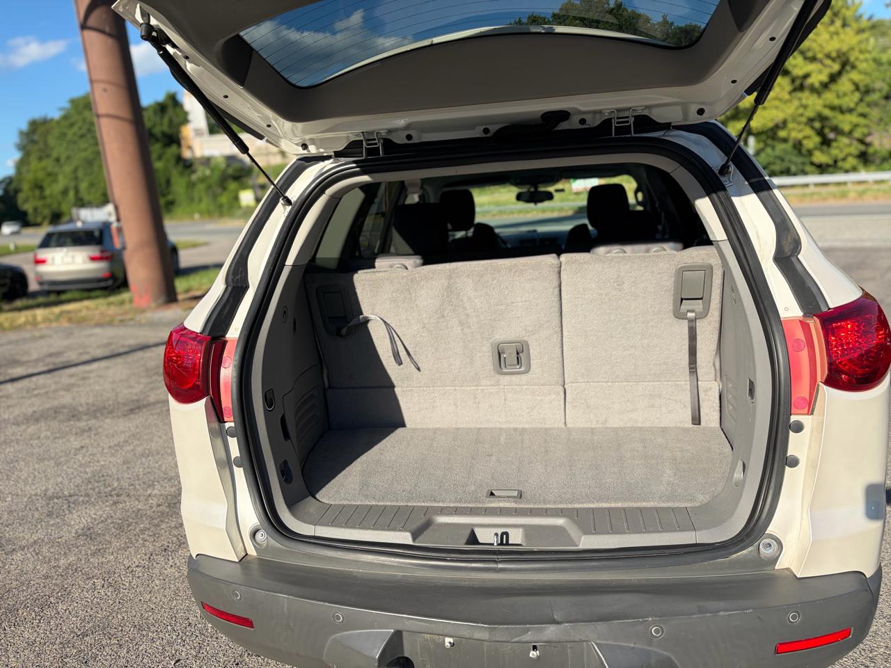 Chevrolet Traverse LT FWD 2012