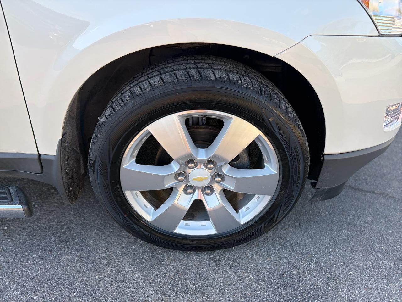 Chevrolet Traverse LT FWD 2012
