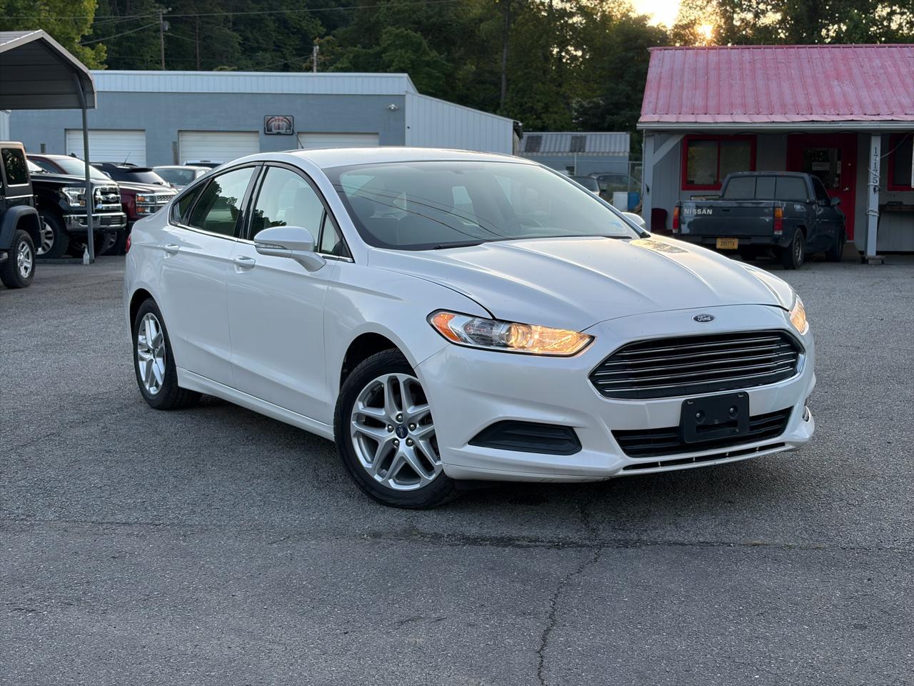 Ford Fusion SE 2013