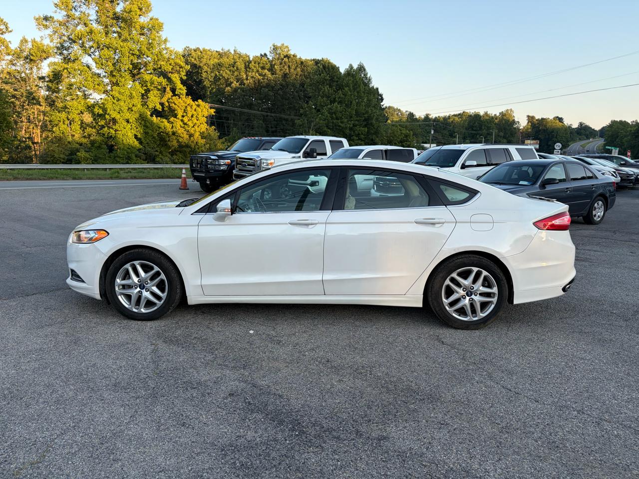 Ford Fusion SE 2013