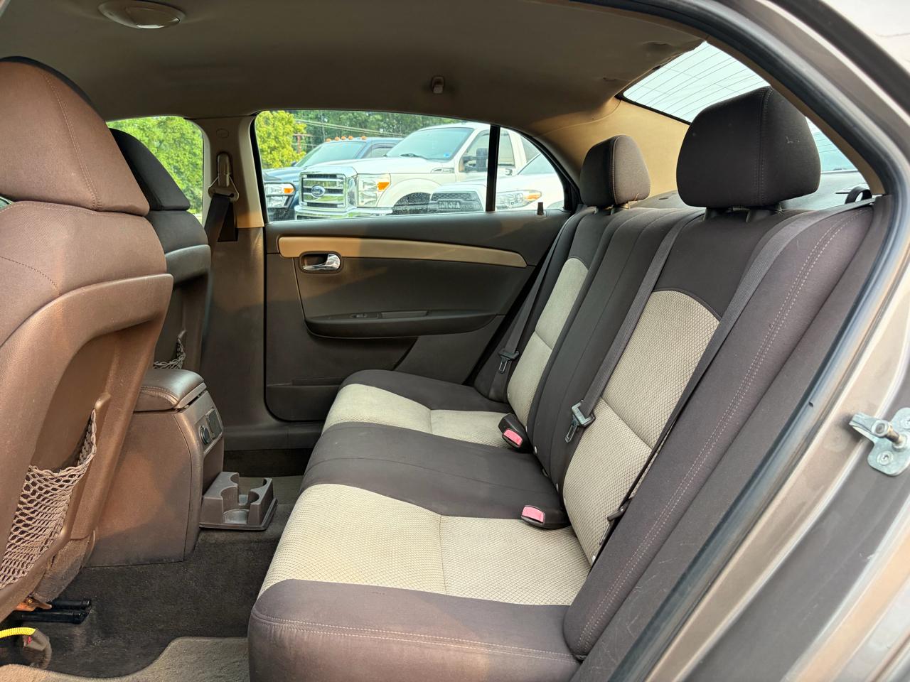 Chevrolet Malibu 1LT 2010