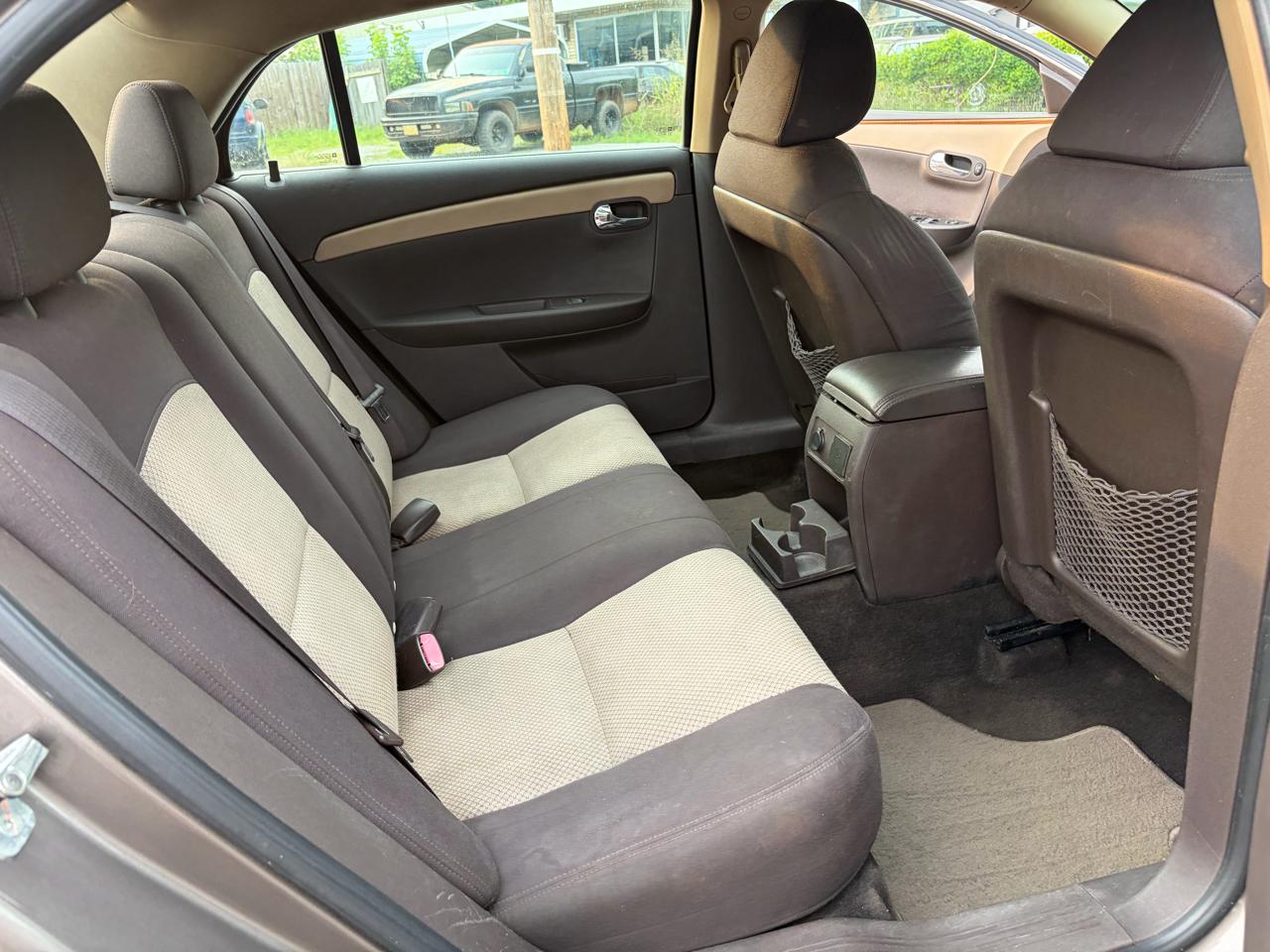 Chevrolet Malibu 1LT 2010