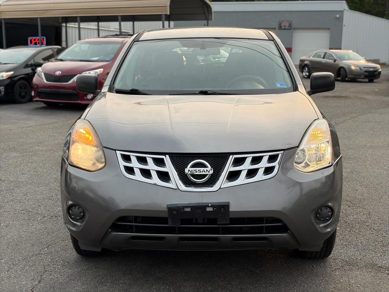 Nissan Rogue S AWD 2011