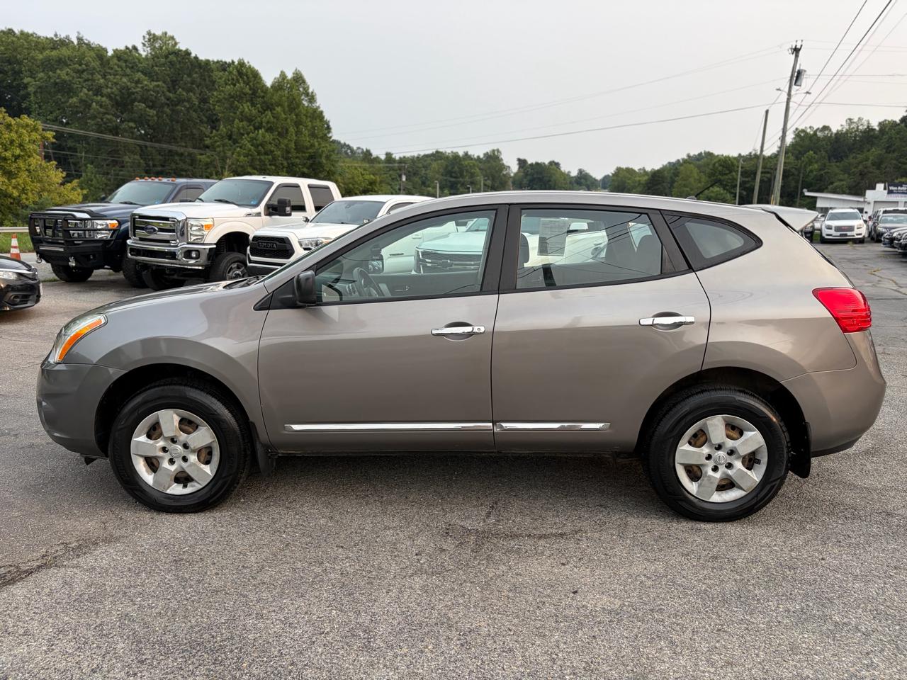 Nissan Rogue S AWD 2011