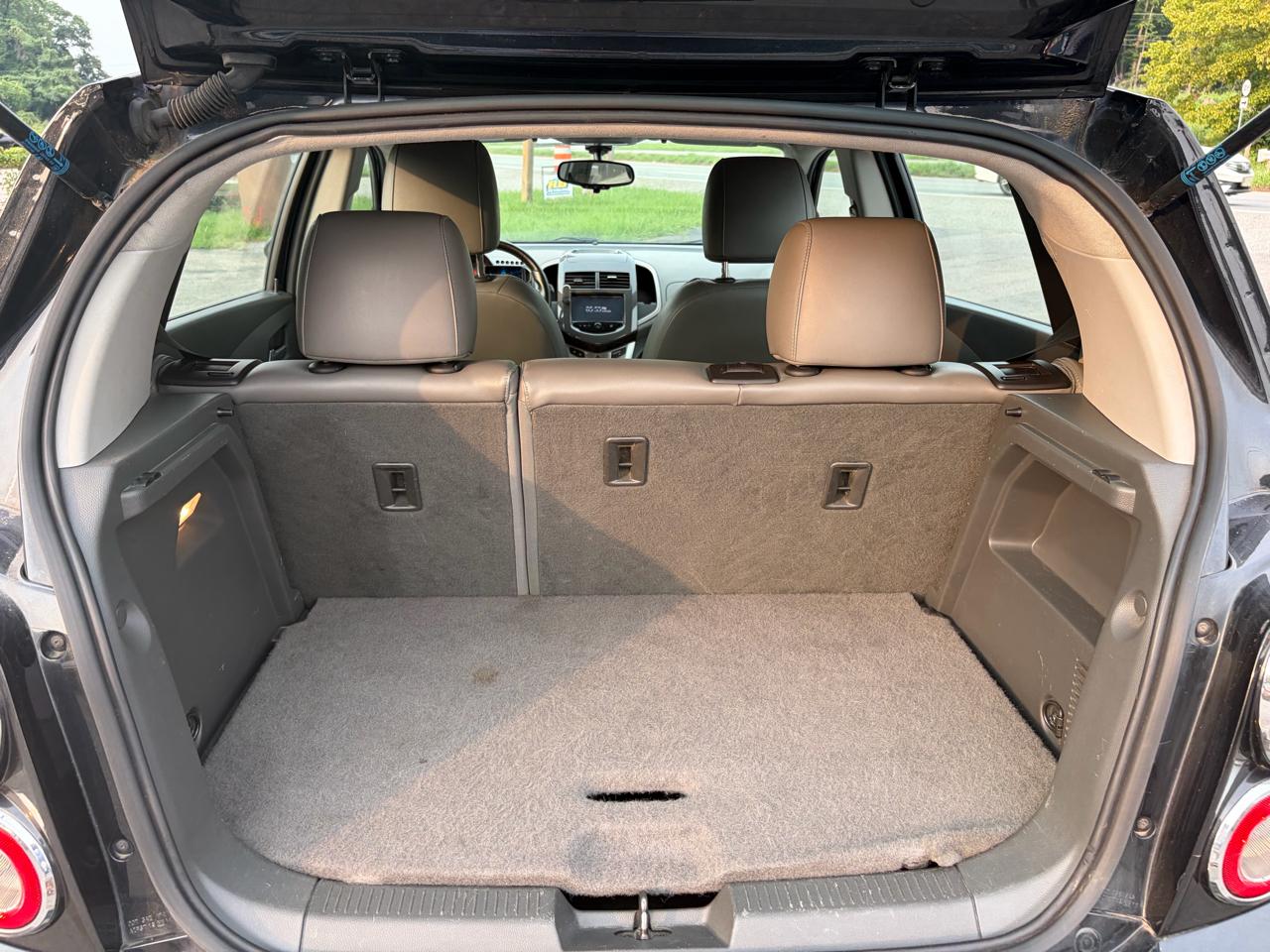 Chevrolet Sonic LTZ Auto 5-Door 2015