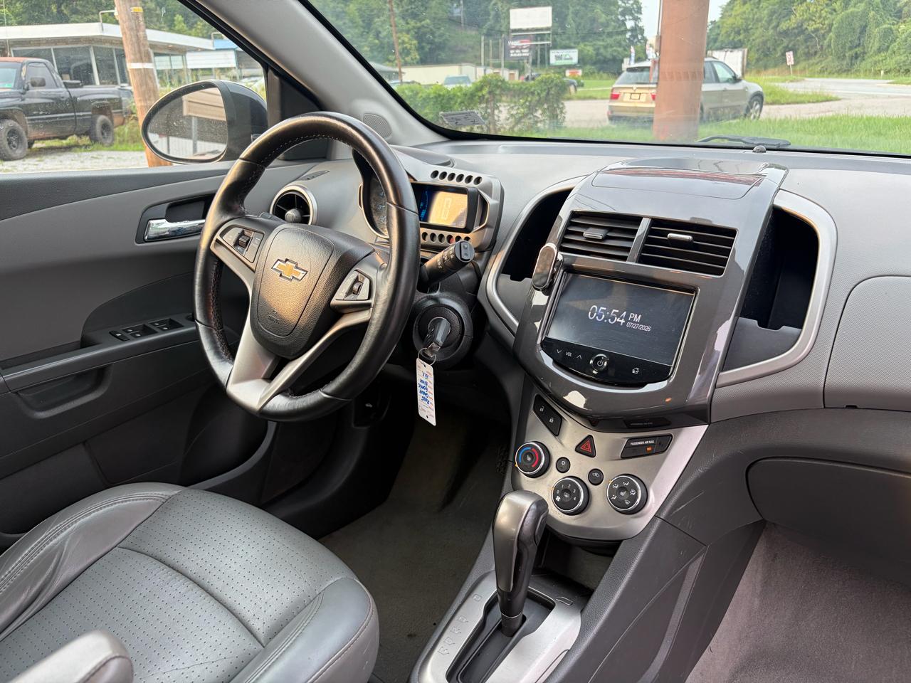 Chevrolet Sonic LTZ Auto 5-Door 2015