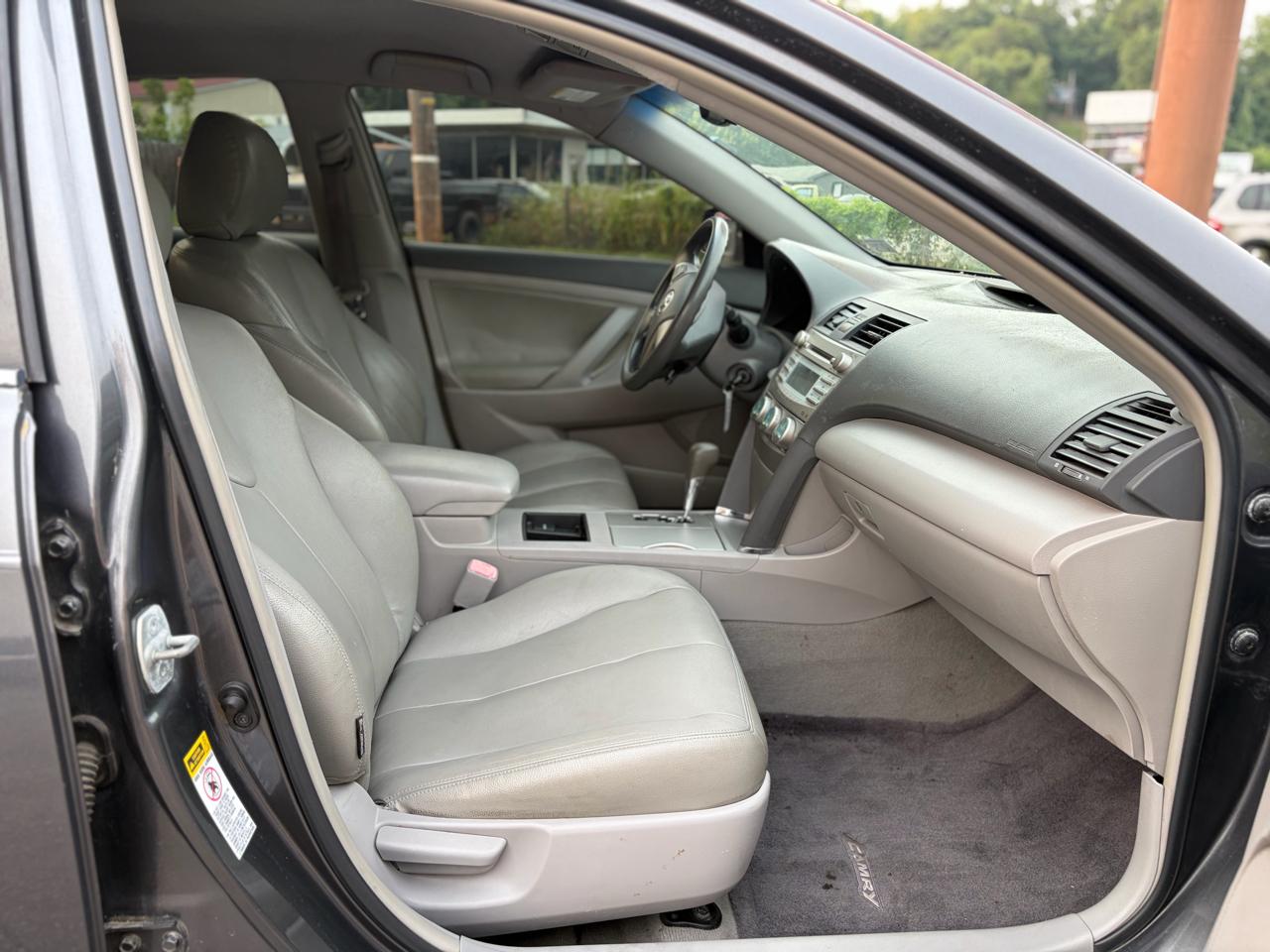 Toyota Camry XLE 2008