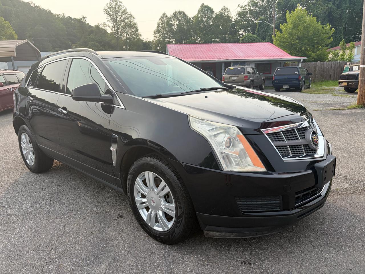 Cadillac SRX Base 2010