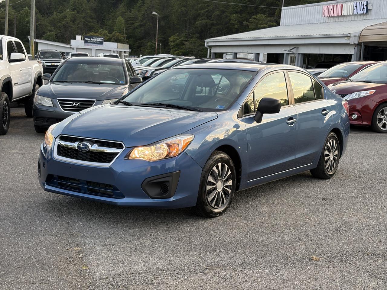 Subaru Impreza 2.0i 4-door Manual 2014