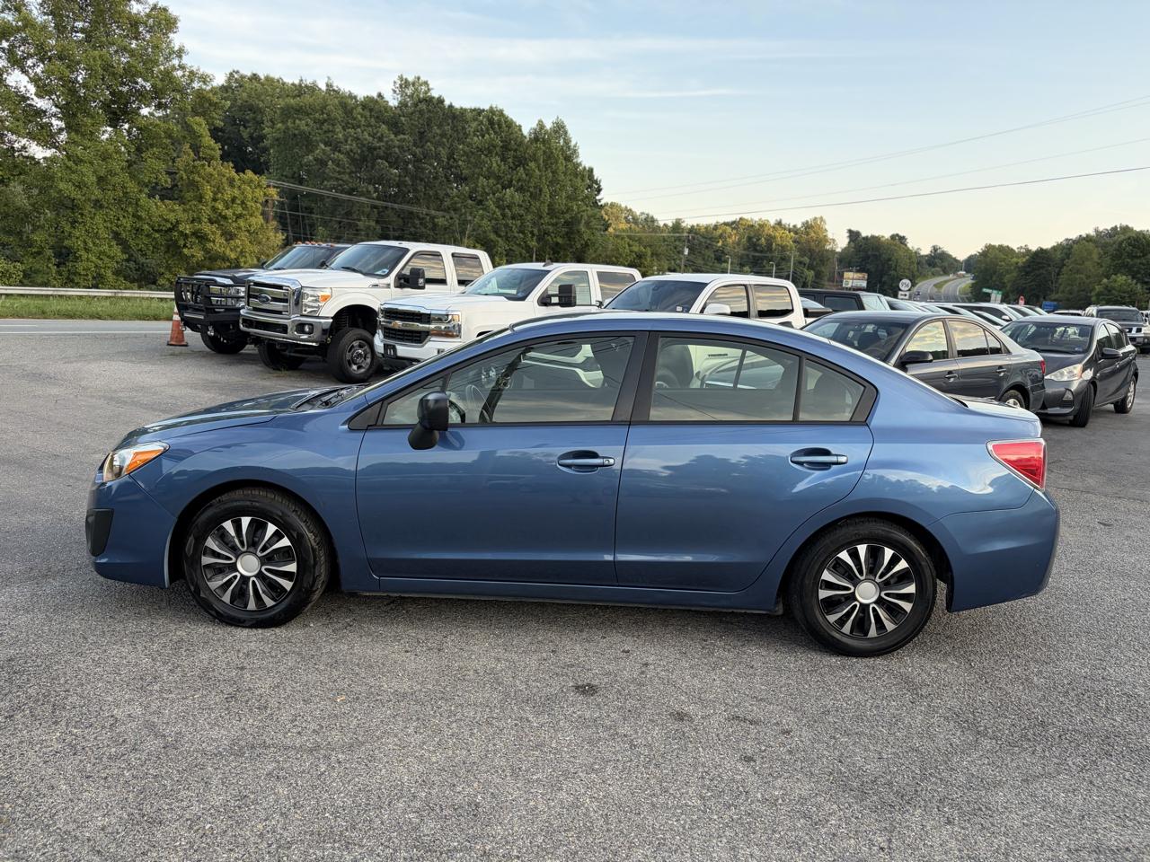 Subaru Impreza 2.0i 4-door Manual 2014