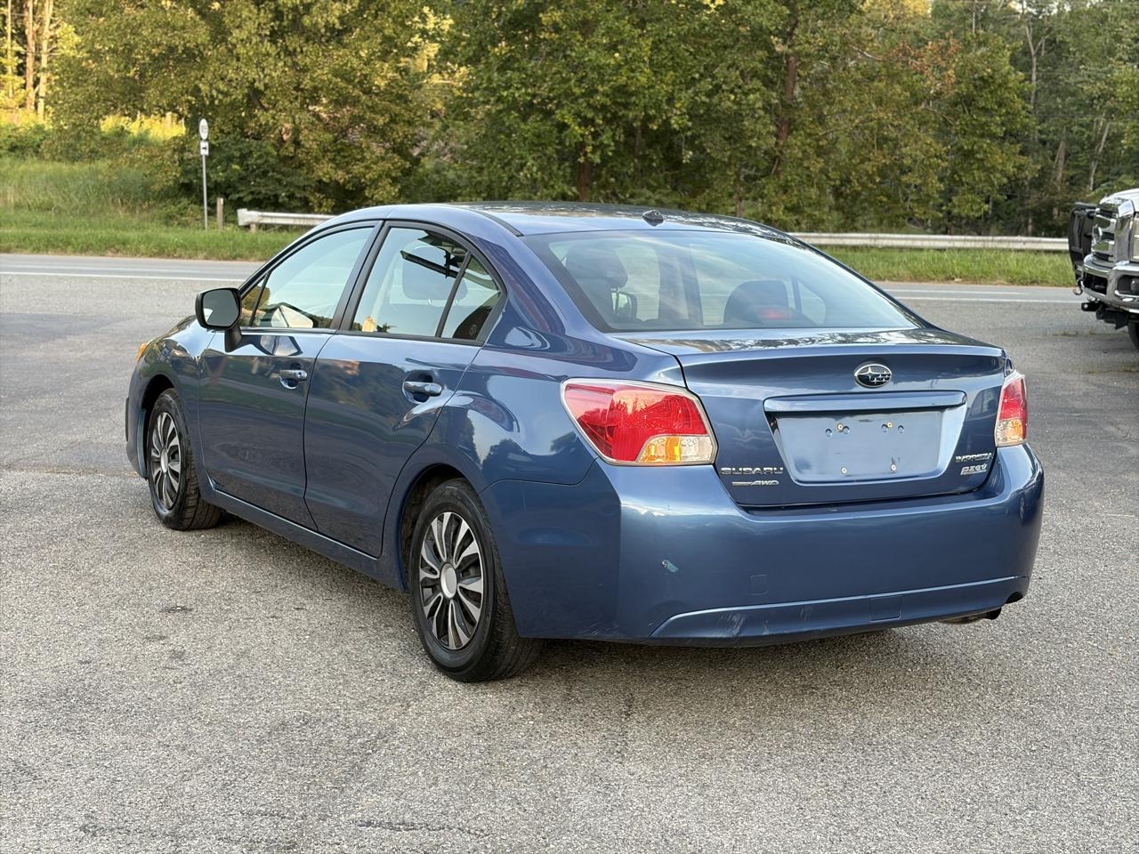 Subaru Impreza 2.0i 4-door Manual 2014