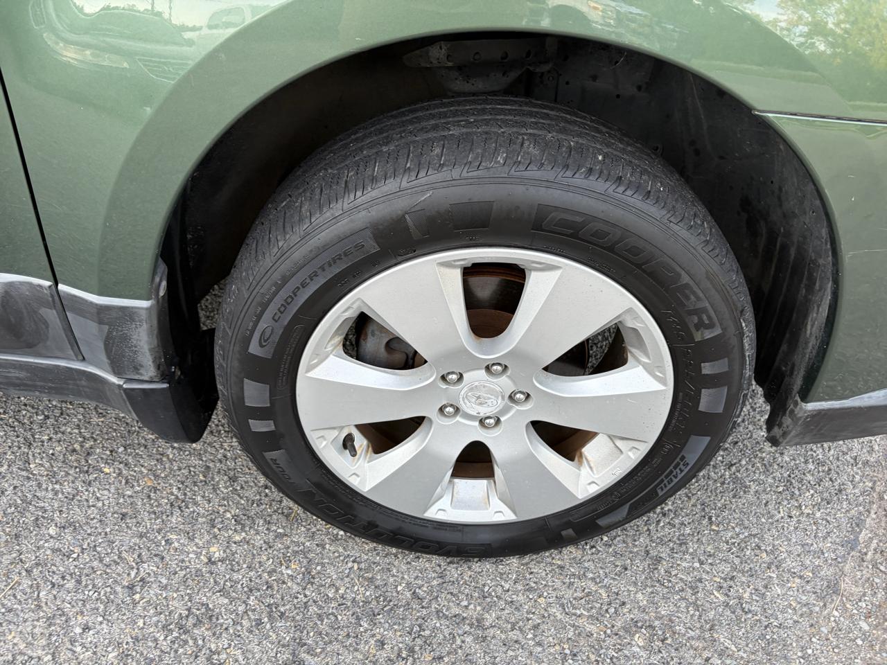 Subaru Outback 2.5i Premium 2010