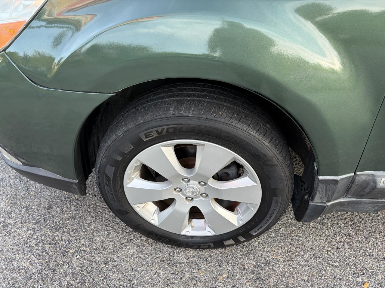 Subaru Outback 2.5i Premium 2010