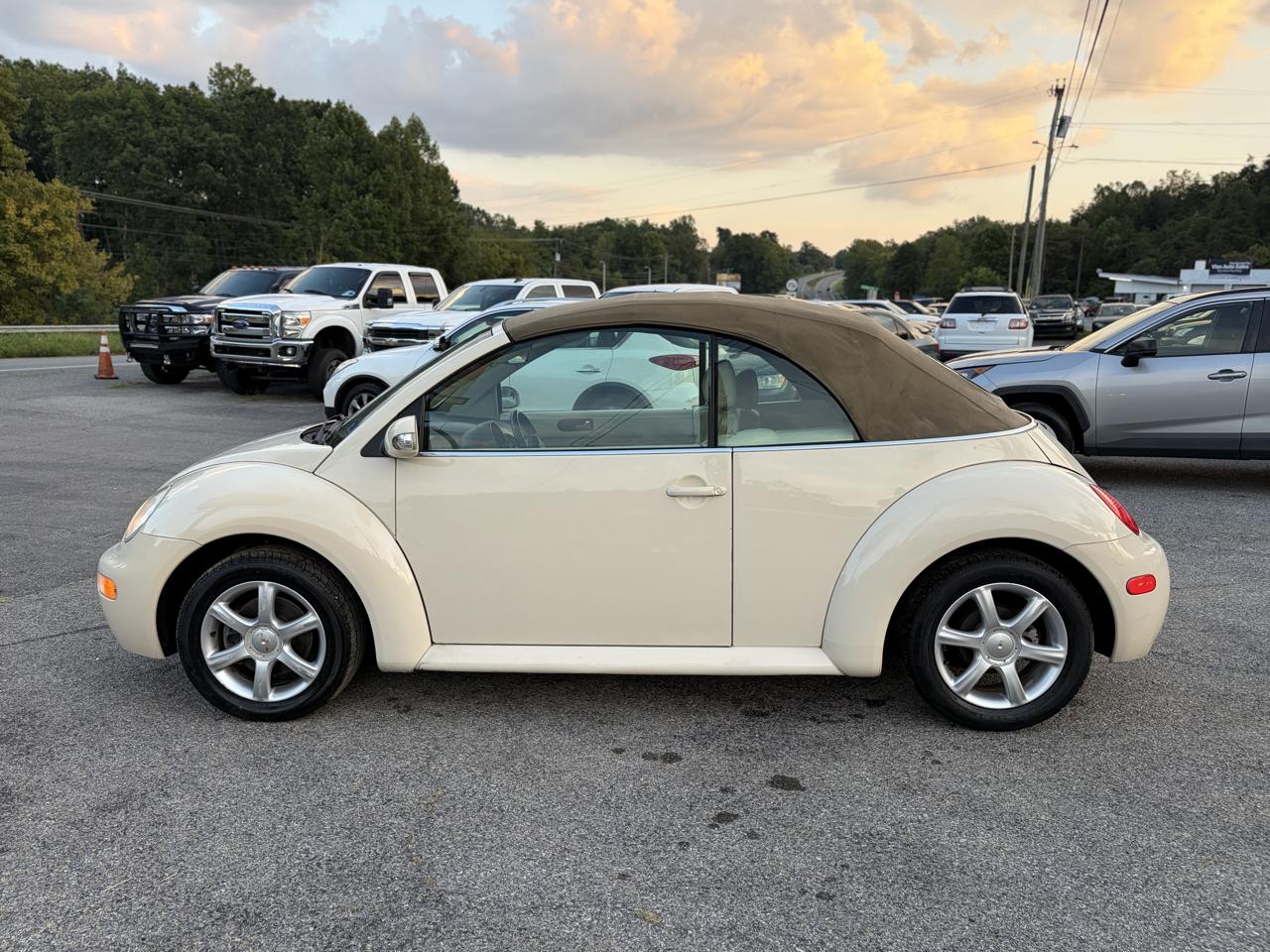 Volkswagen New Beetle GLS 1.8L Convertible 2005
