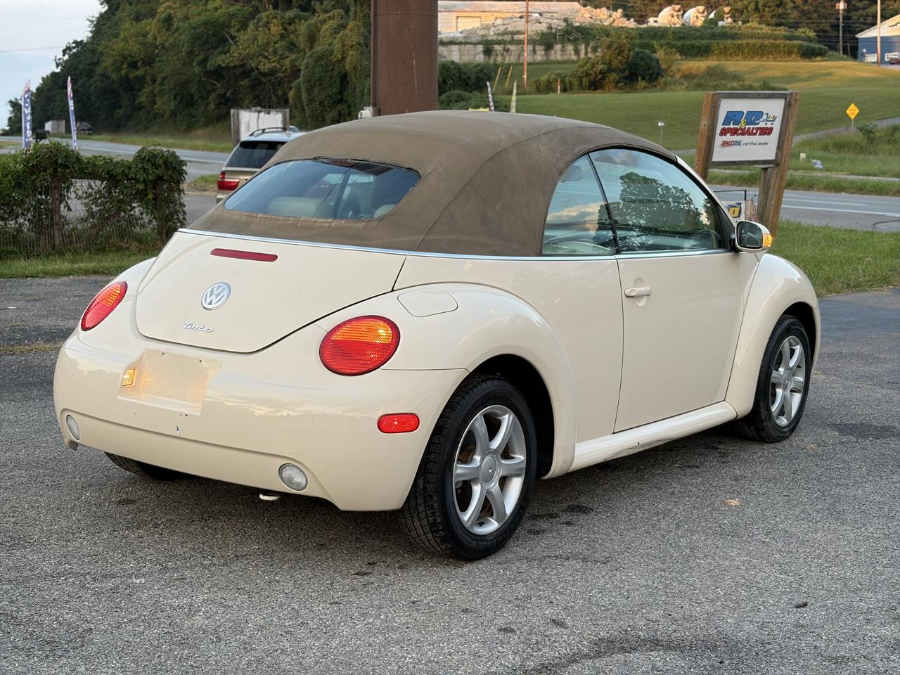 Volkswagen New Beetle GLS 1.8L Convertible 2005