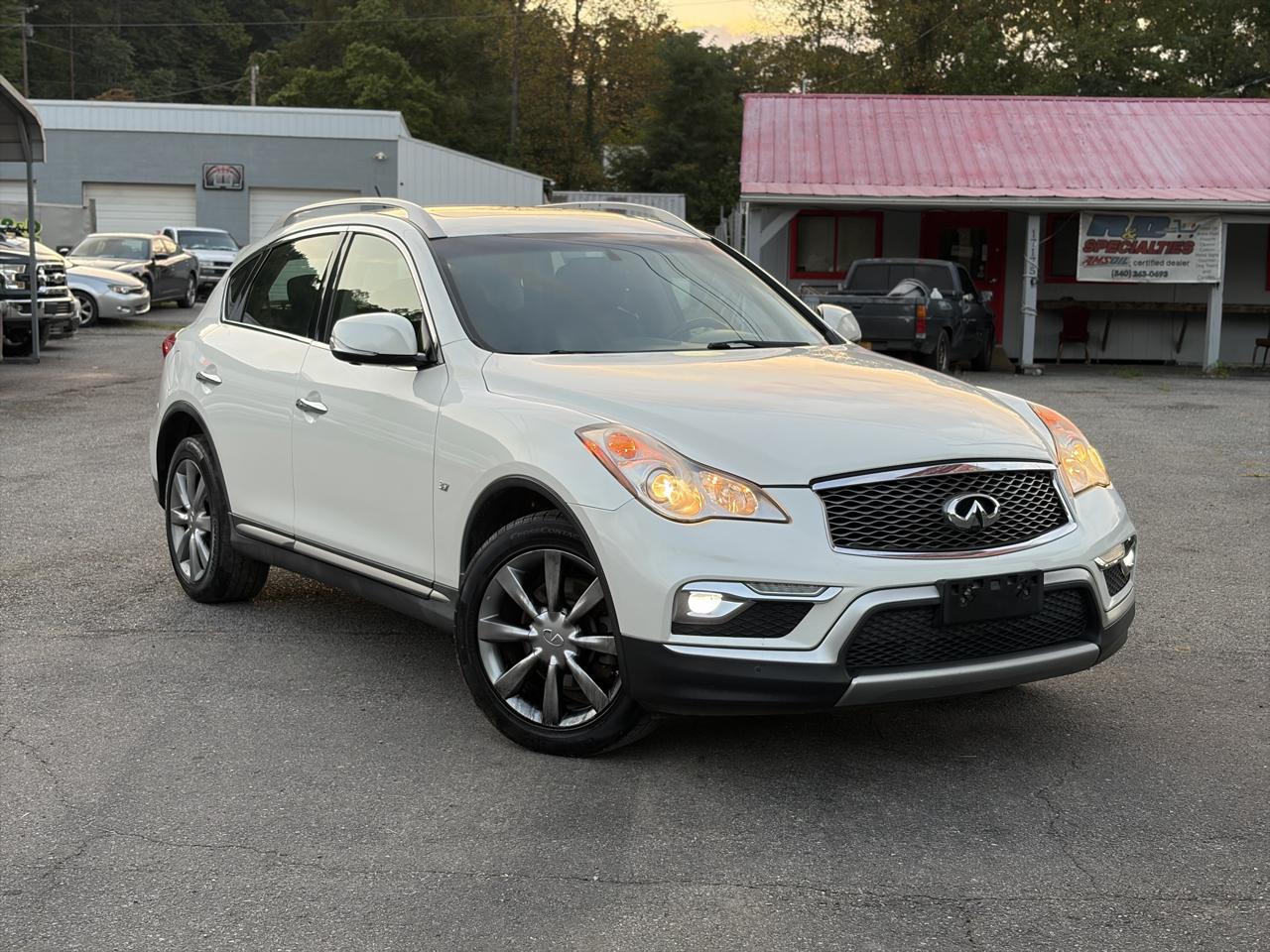 Infiniti QX50 Base AWD 2016