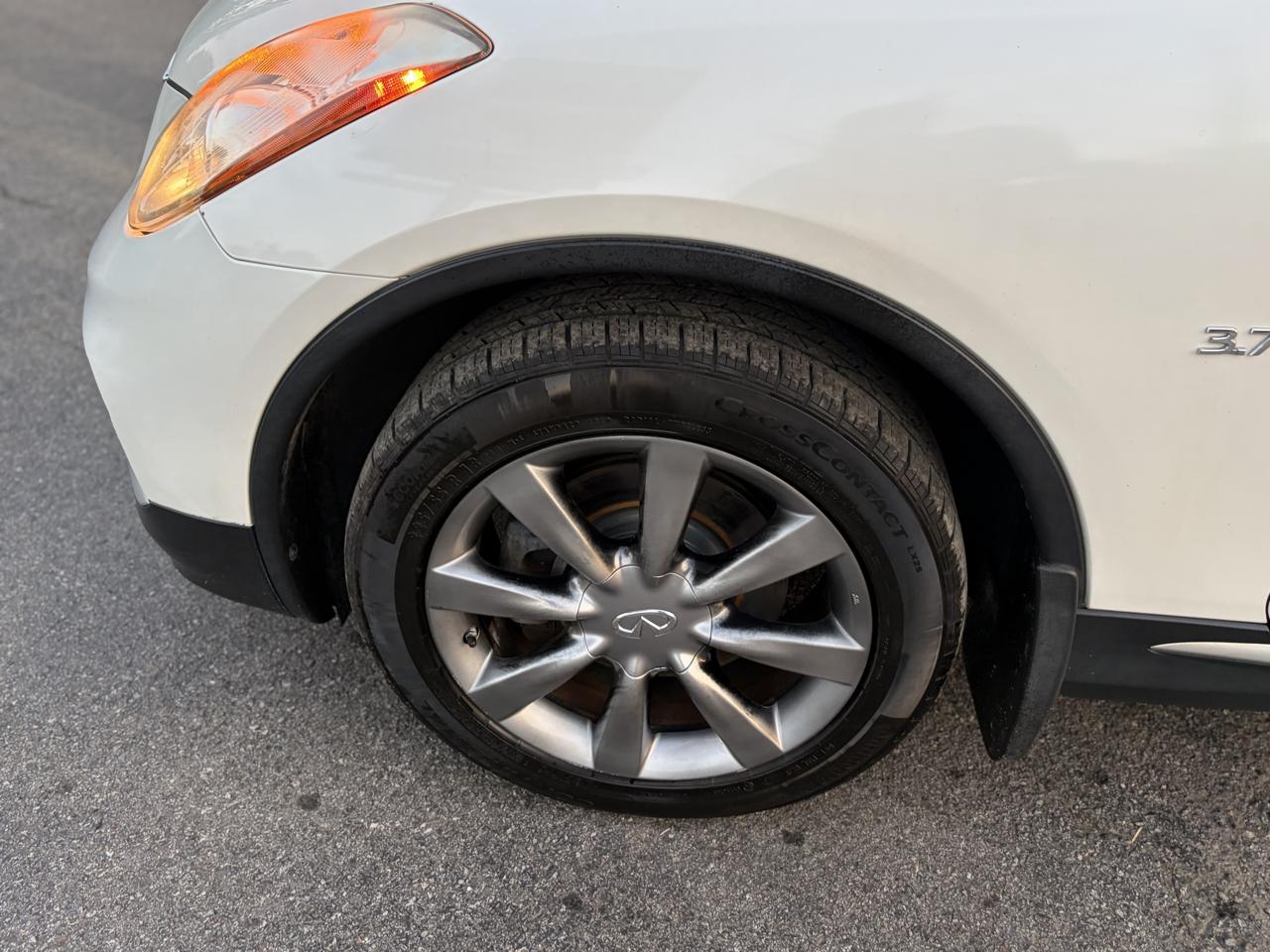 Infiniti QX50 Base AWD 2016