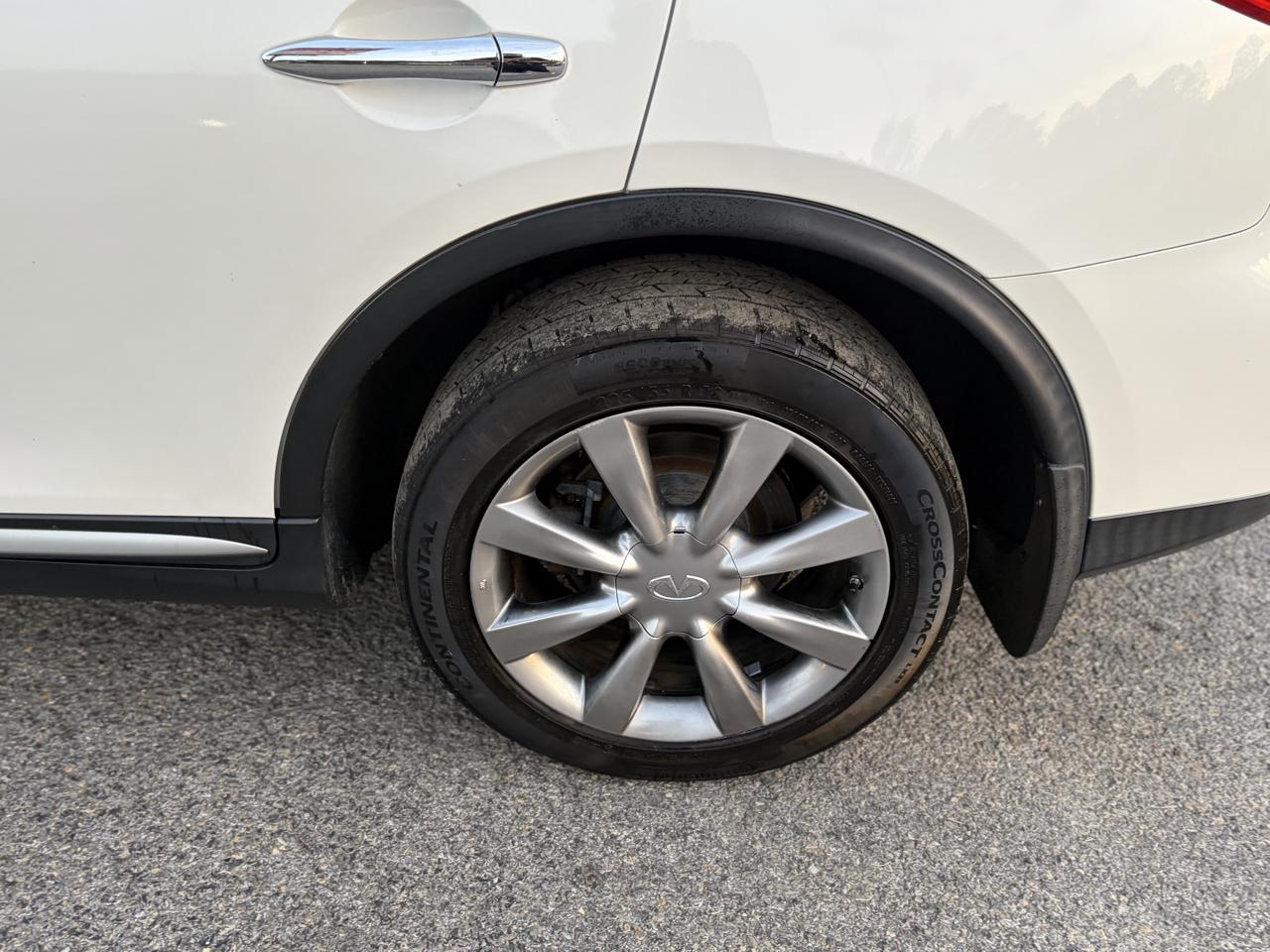 Infiniti QX50 Base AWD 2016