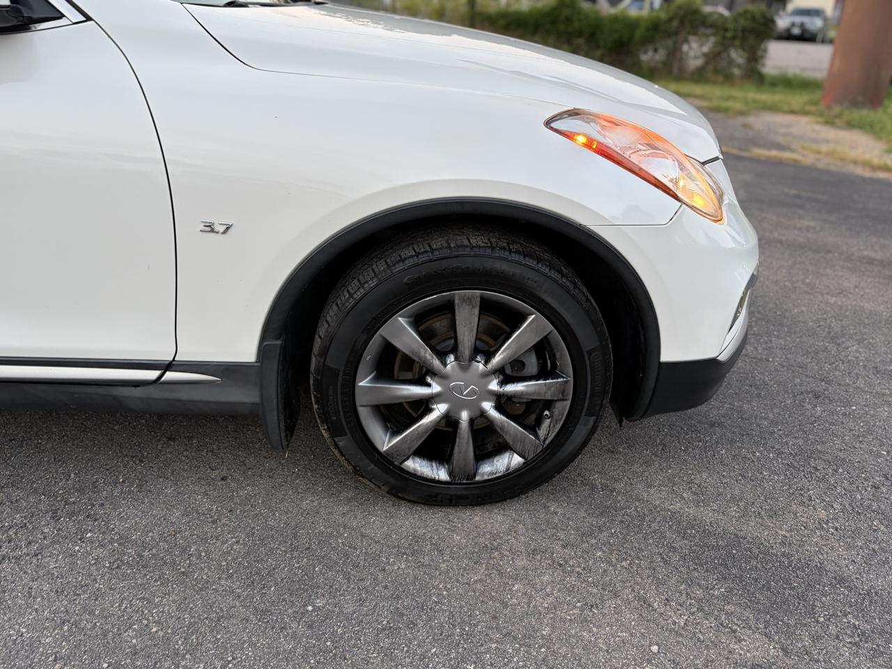 Infiniti QX50 Base AWD 2016