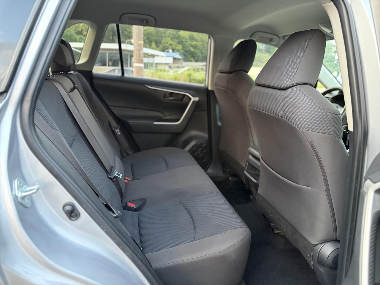 Toyota RAV4 LE 2019