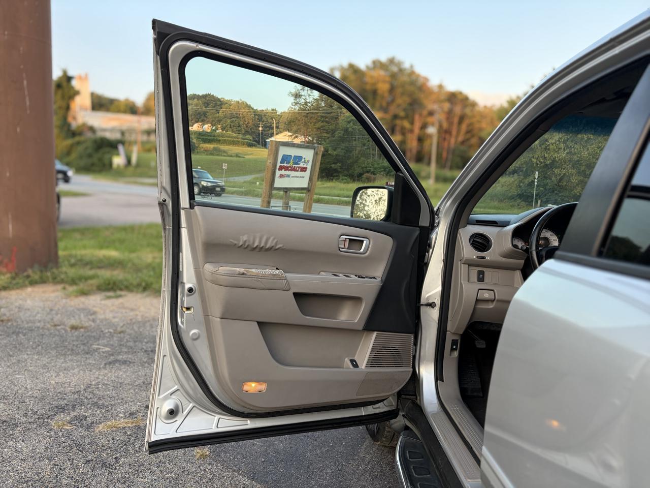 Honda Pilot EX-L 2WD with DVD 2009