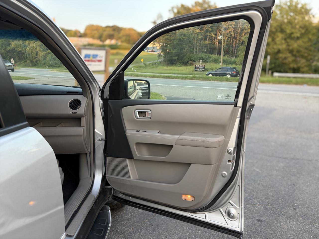 Honda Pilot EX-L 2WD with DVD 2009
