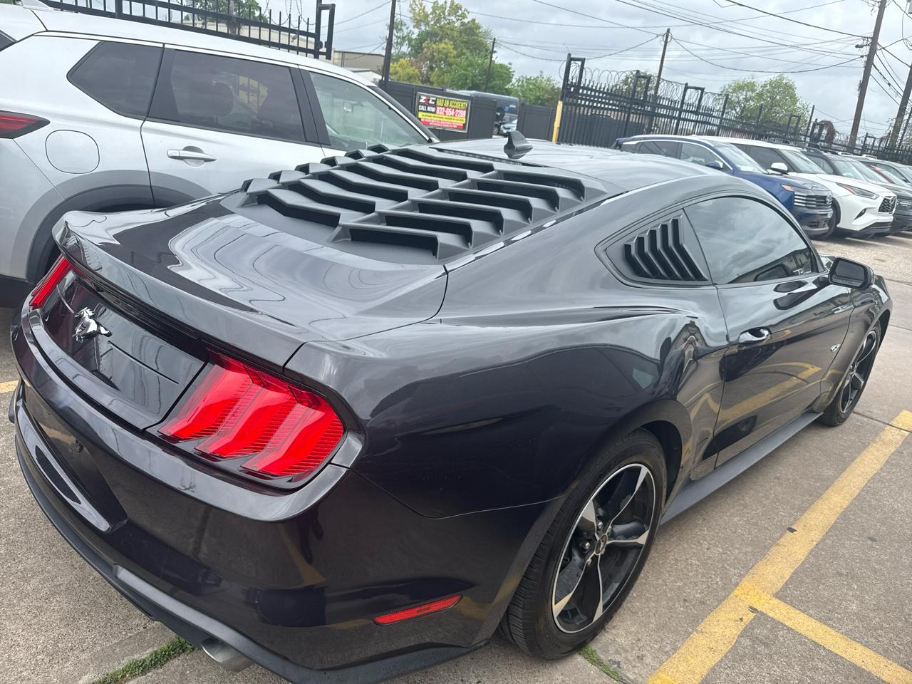 Ford Mustang EcoBoost Coupe 2022