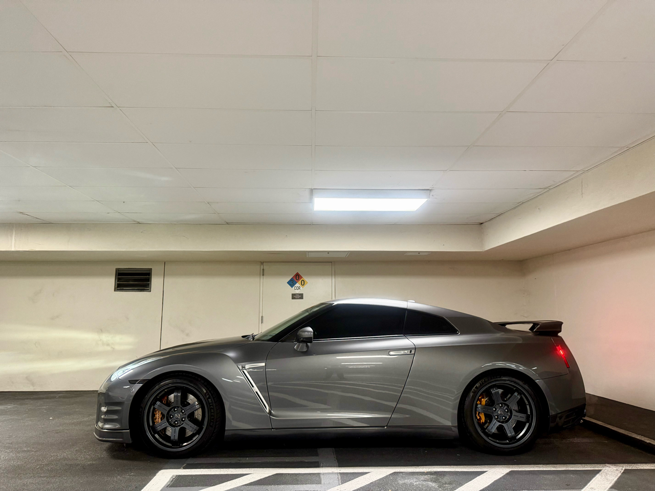 Nissan GT-R Black Edition 2015