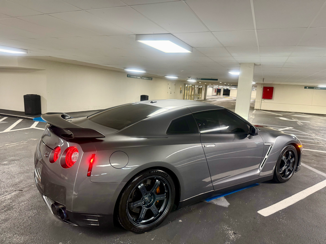 Nissan GT-R Black Edition 2015