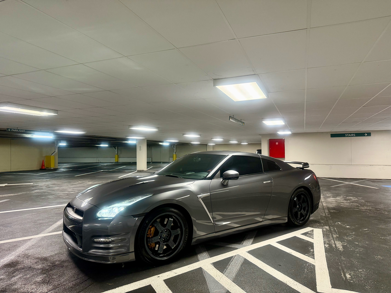 Nissan GT-R Black Edition 2015