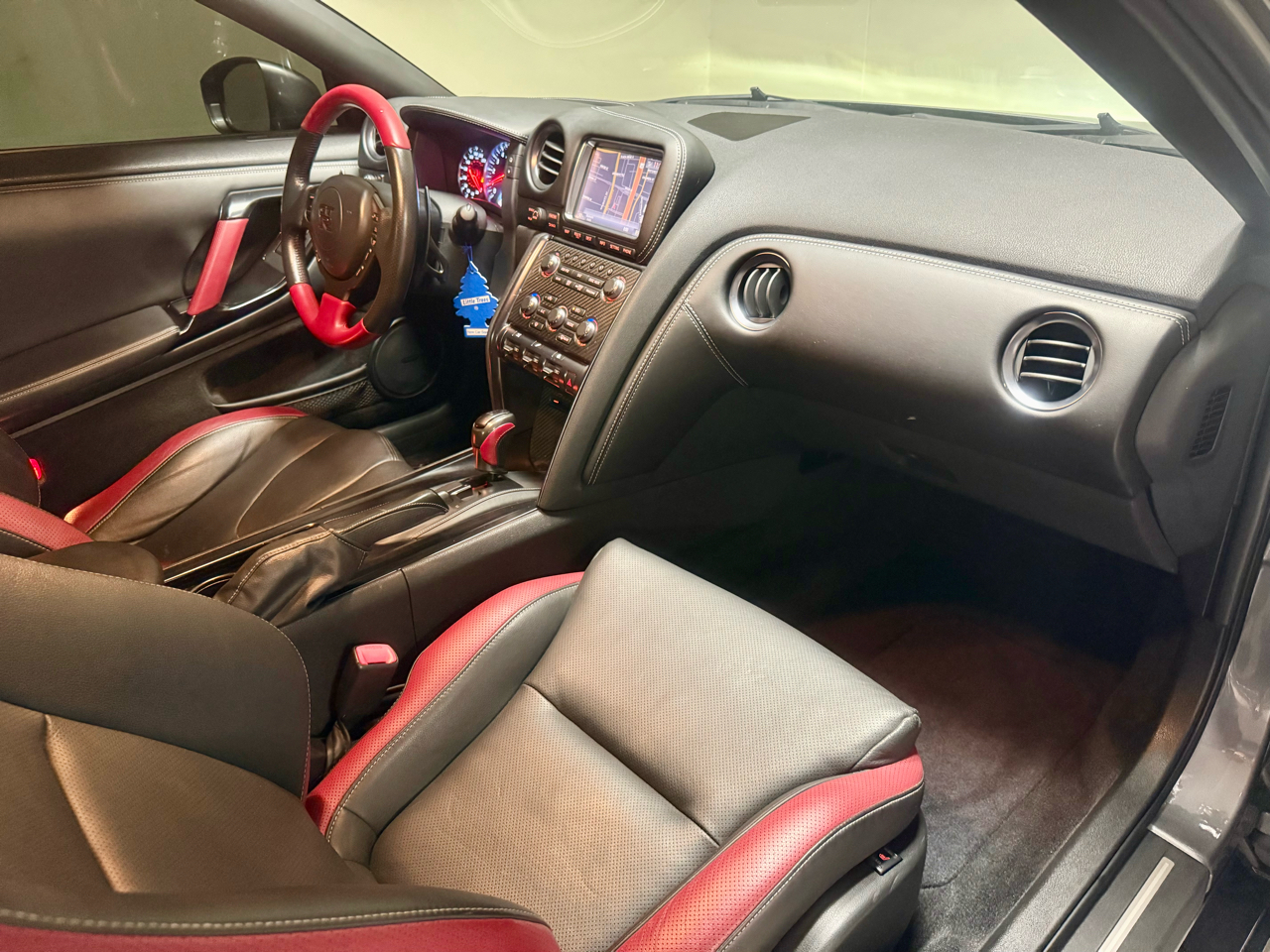 Nissan GT-R Black Edition 2015