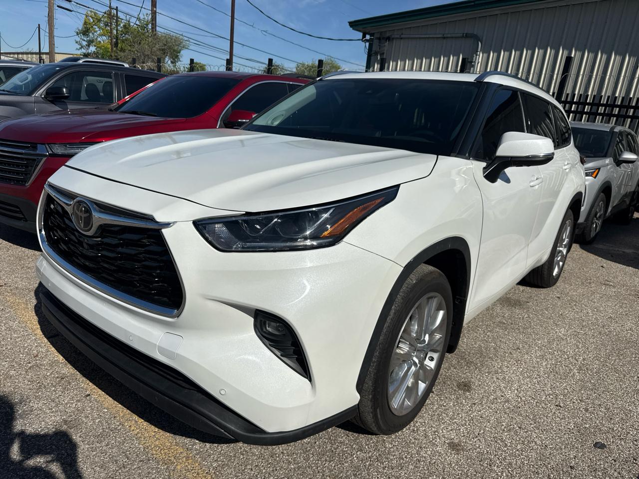 Toyota Highlander Limited AWD V6 2022