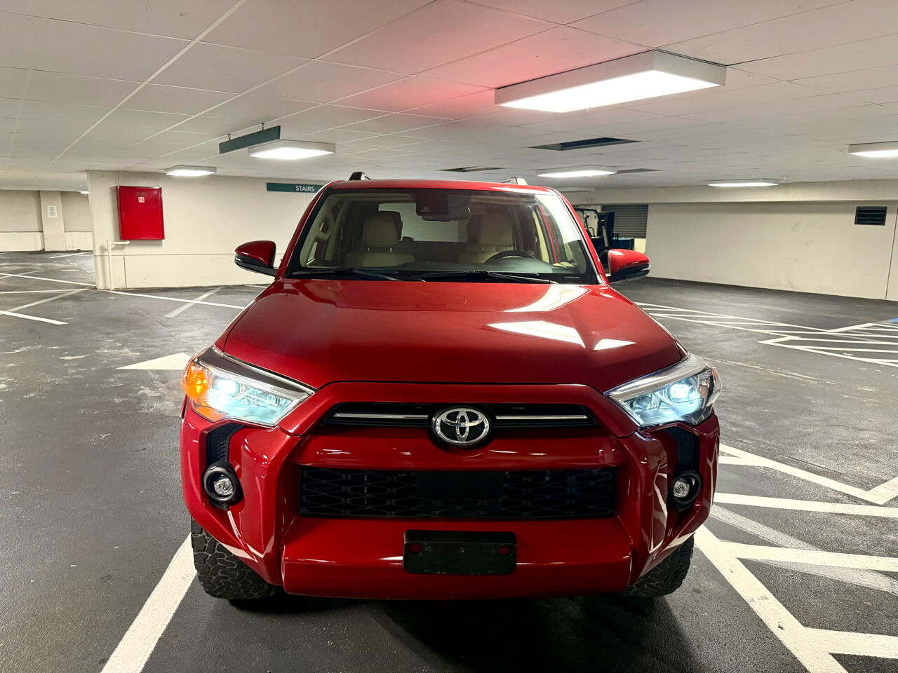 2022 Toyota 4Runner SR5 Premium 4WD photo 4