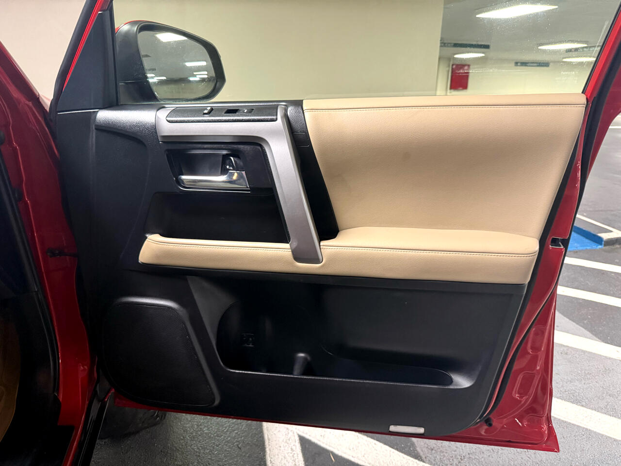 2022 Toyota 4Runner SR5 Premium 4WD photo 35
