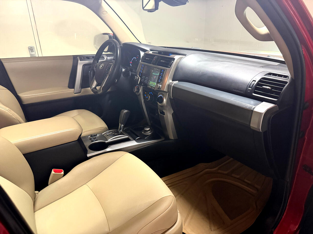 2022 Toyota 4Runner SR5 Premium 4WD photo 36