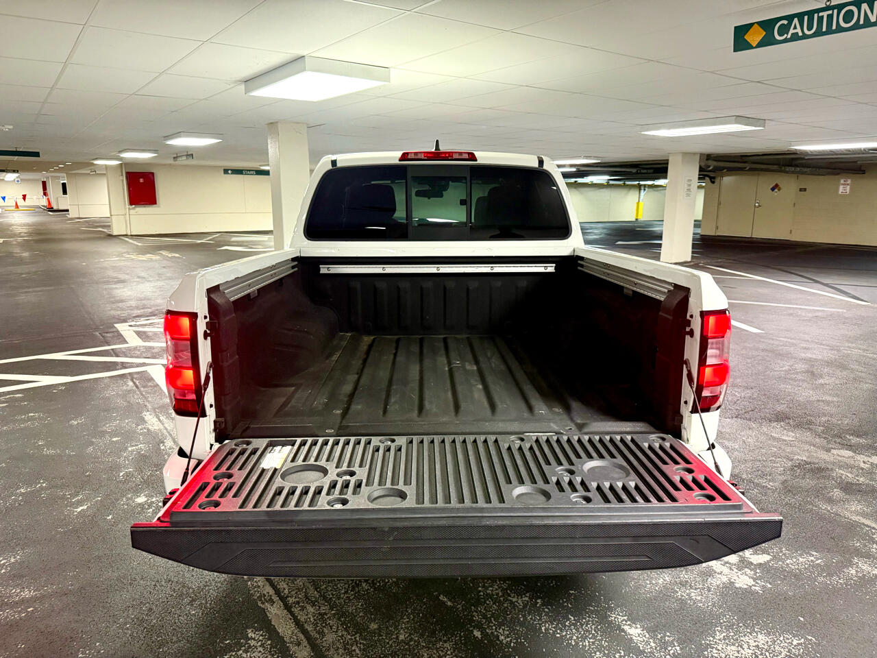 2022 Nissan Frontier PRO-4X Crew Cab photo 10