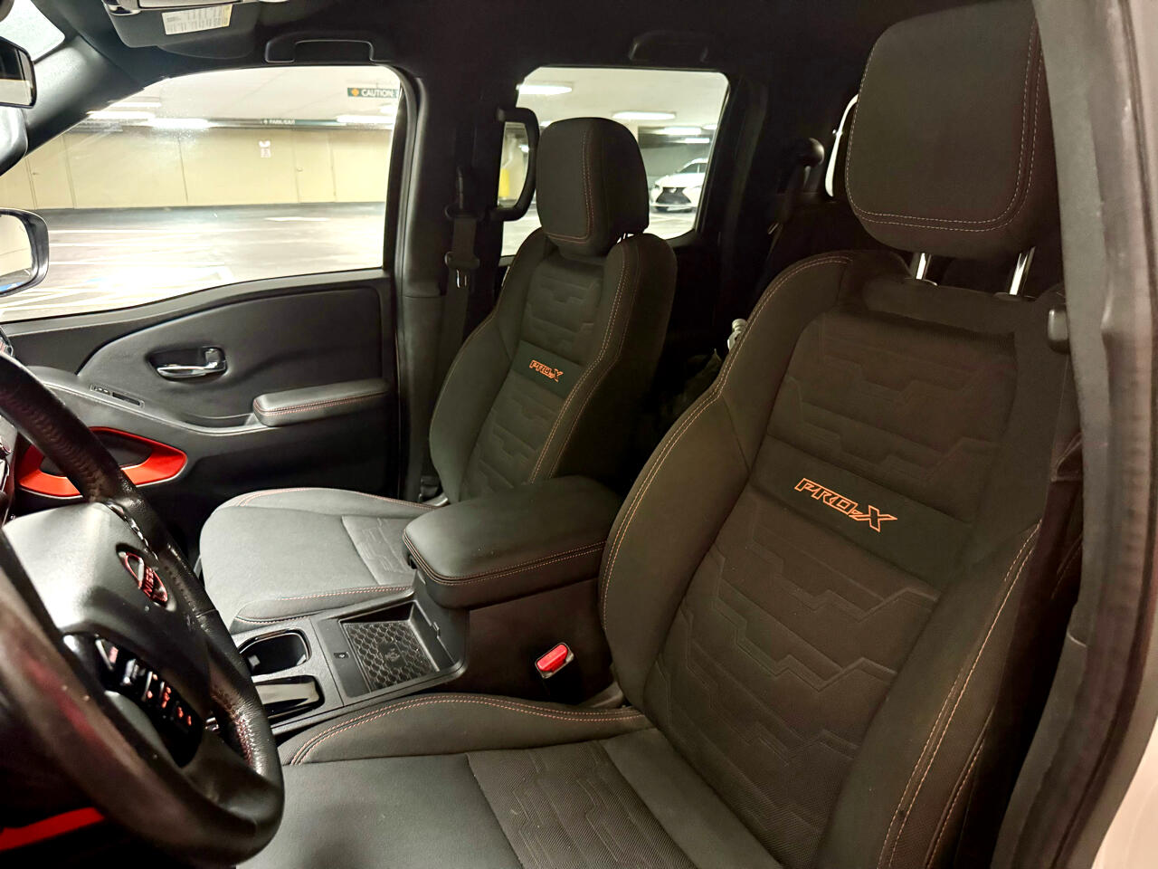2022 Nissan Frontier PRO-4X Crew Cab photo 15