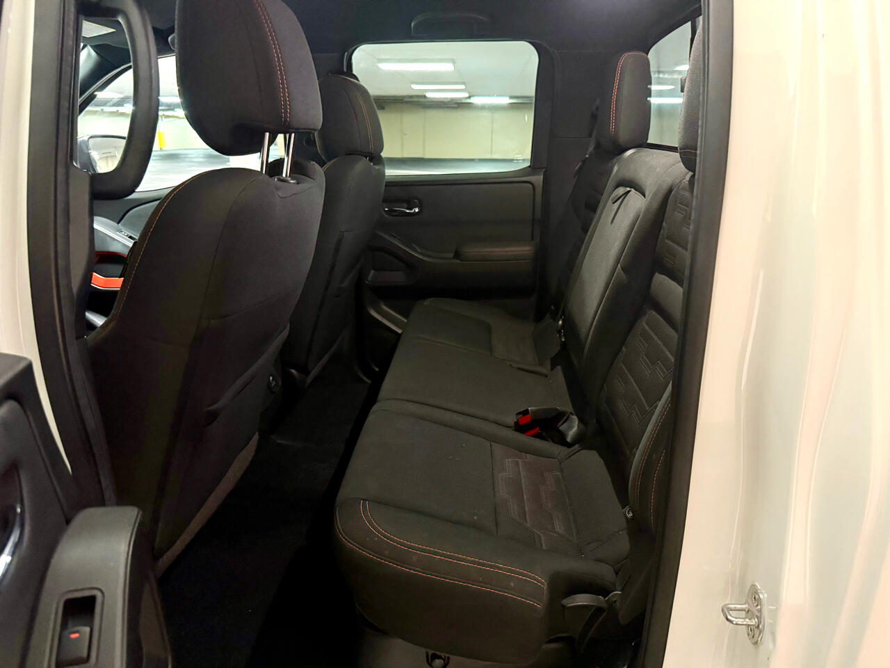 2022 Nissan Frontier PRO-4X Crew Cab photo 21
