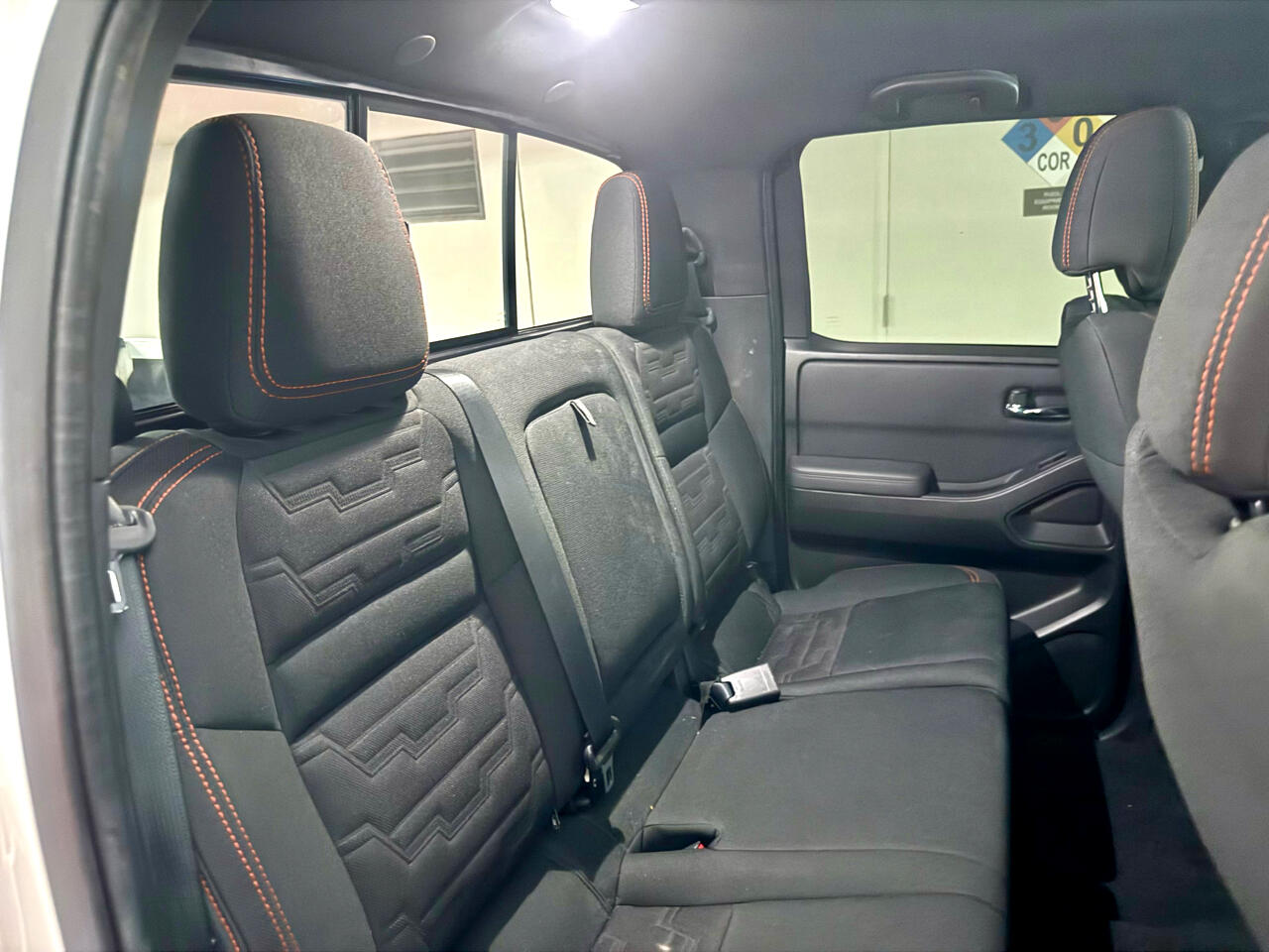 2022 Nissan Frontier PRO-4X Crew Cab photo 26