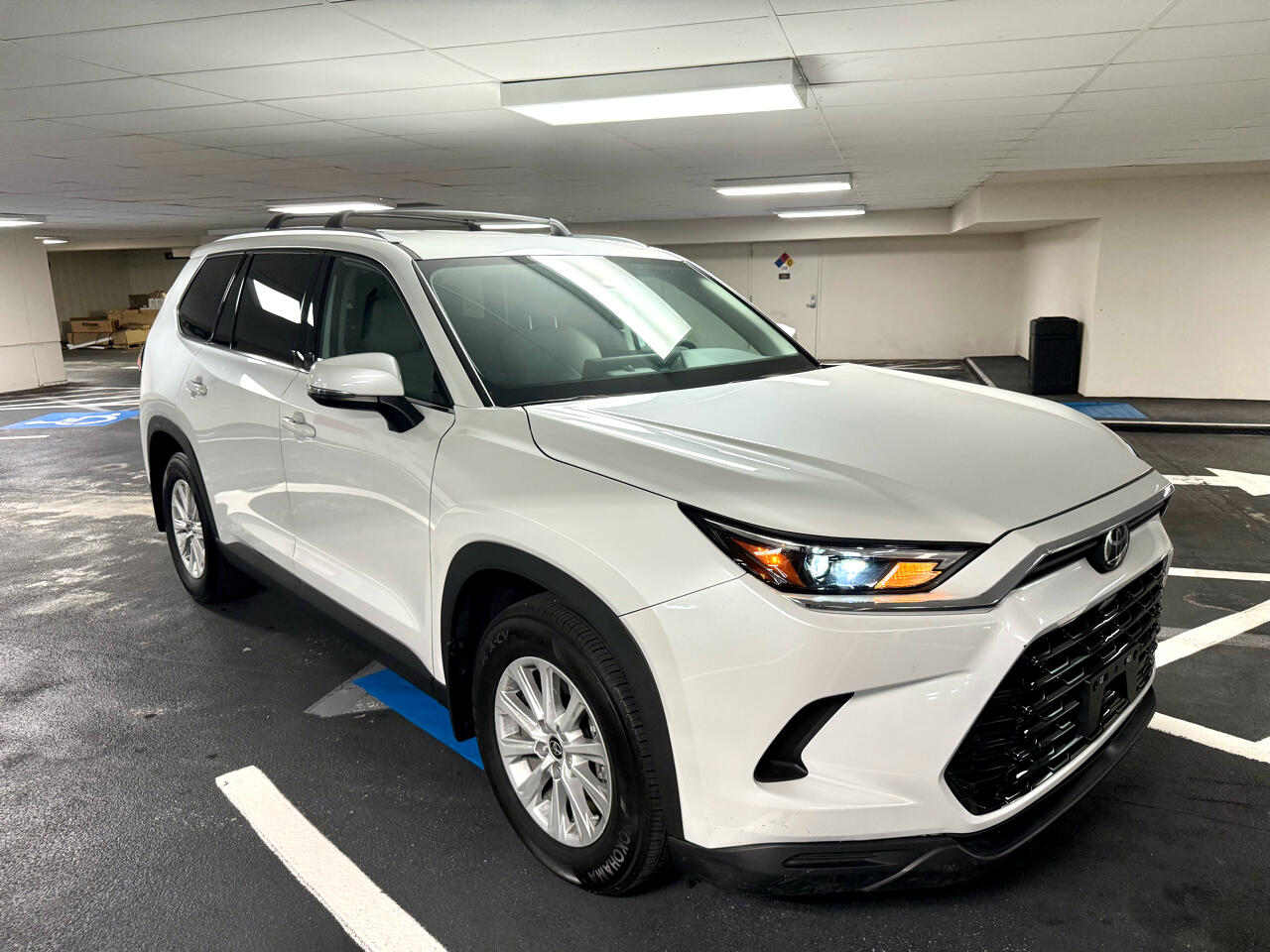2025 Toyota Grand Highlander Limited photo 4