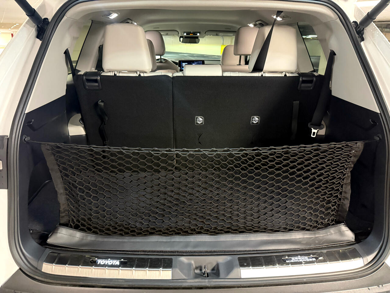2025 Toyota Grand Highlander Limited photo 9