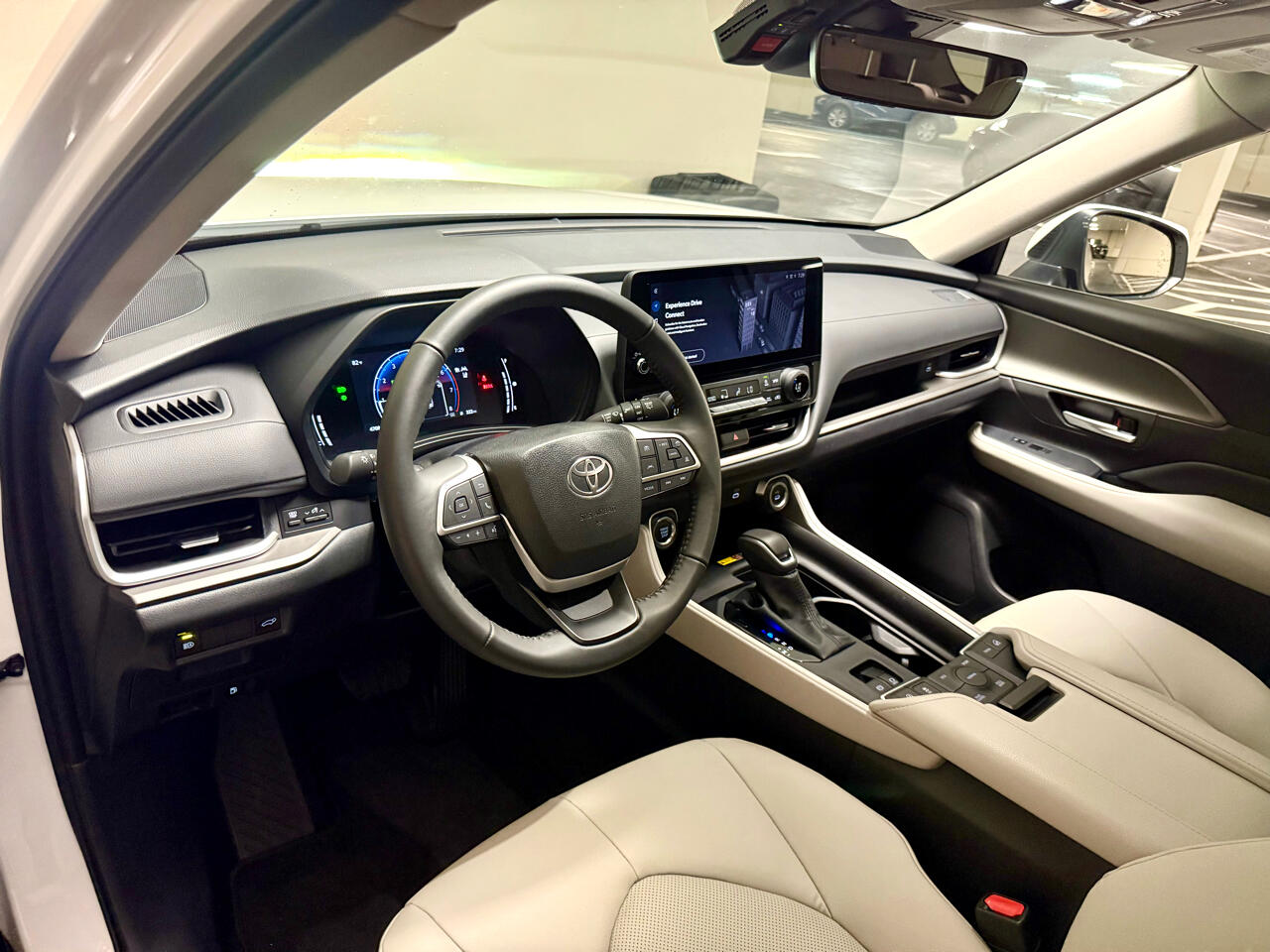 2025 Toyota Grand Highlander Limited photo 14