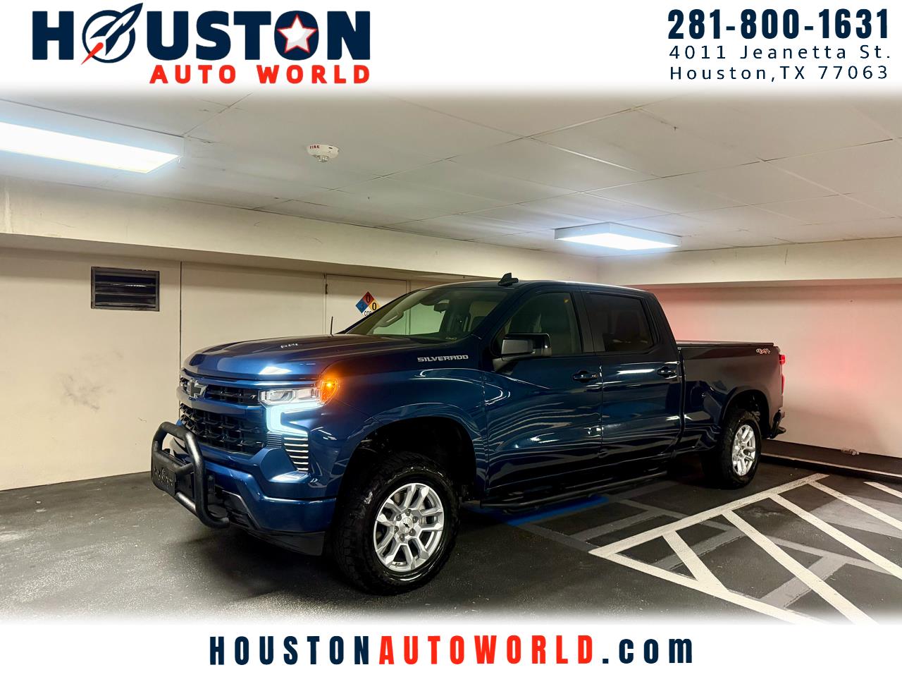 2022 Chevrolet Silverado 1500 RST Crew Cab Long Box 4WD