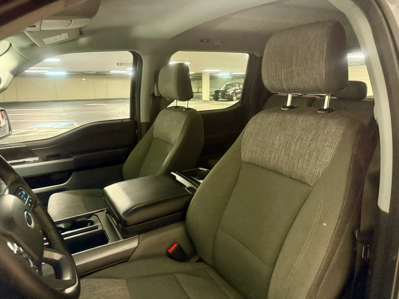 Ford F-150 2WD SuperCrew 145" XLT 2023