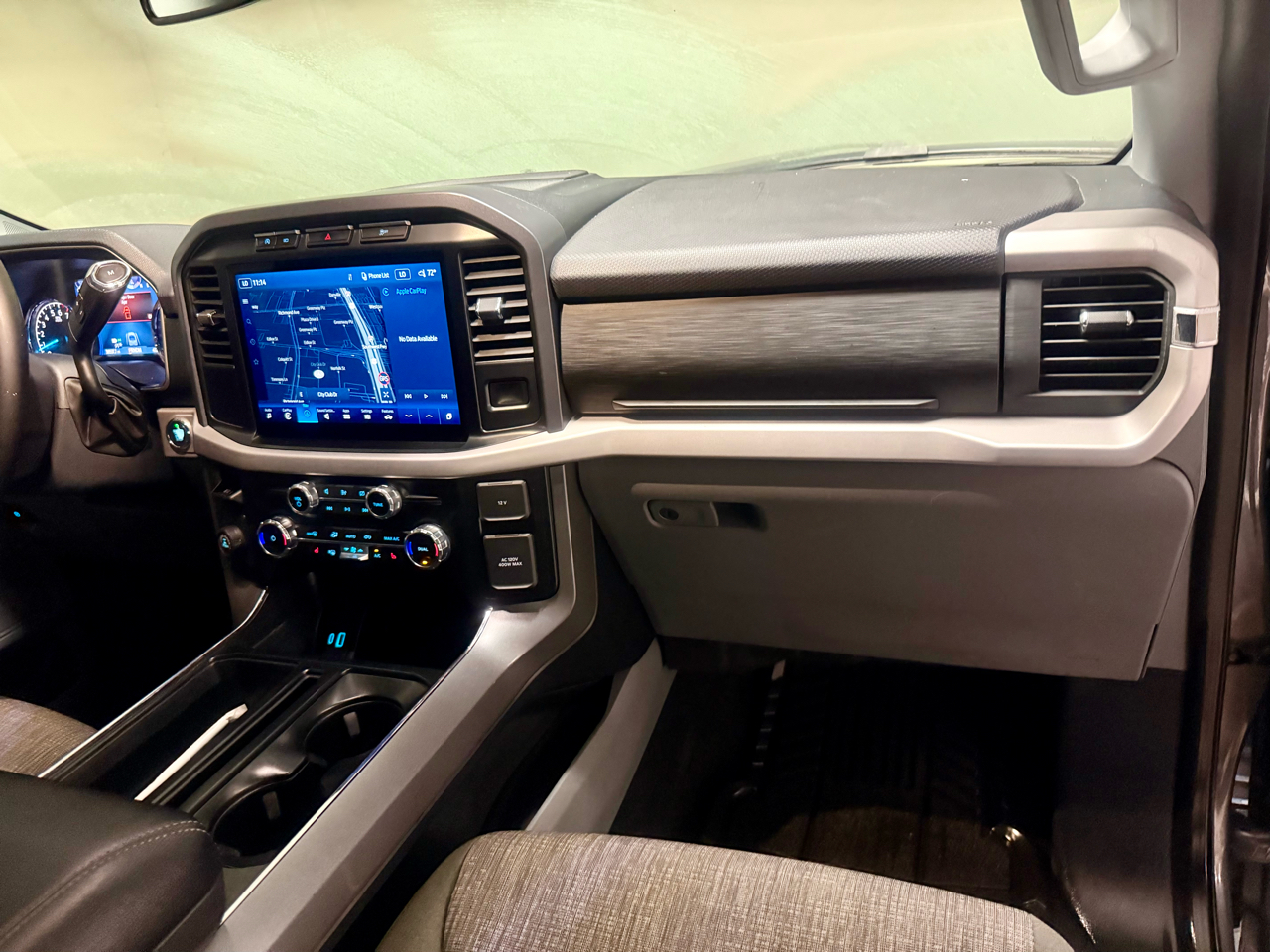 Ford F-150 2WD SuperCrew 145" XLT 2023