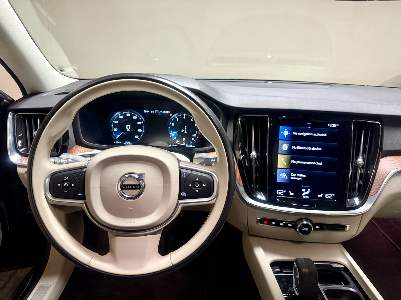 Volvo S60 B5 Momentum 2022