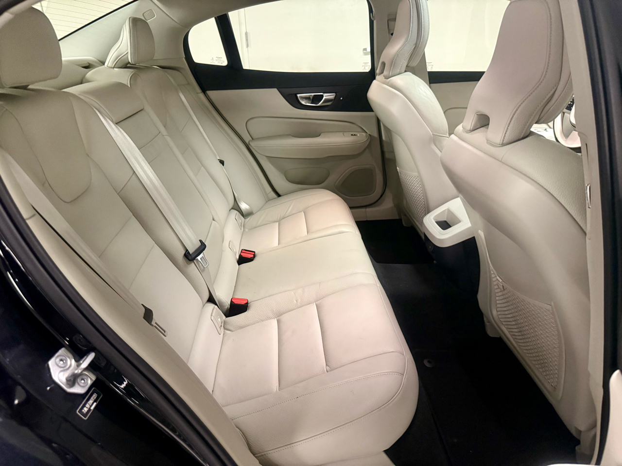 Volvo S60 B5 Momentum 2022