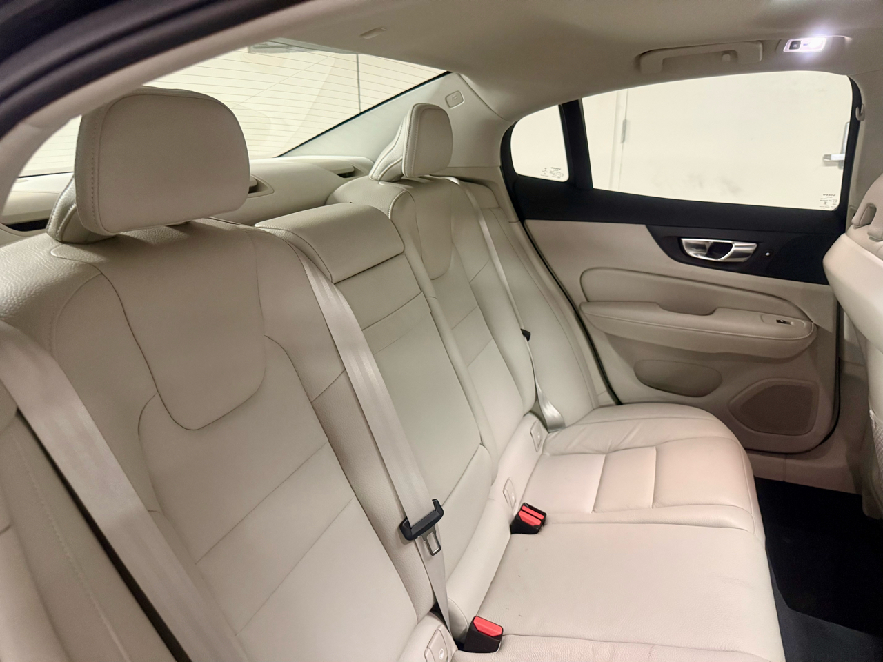 Volvo S60 B5 Momentum 2022