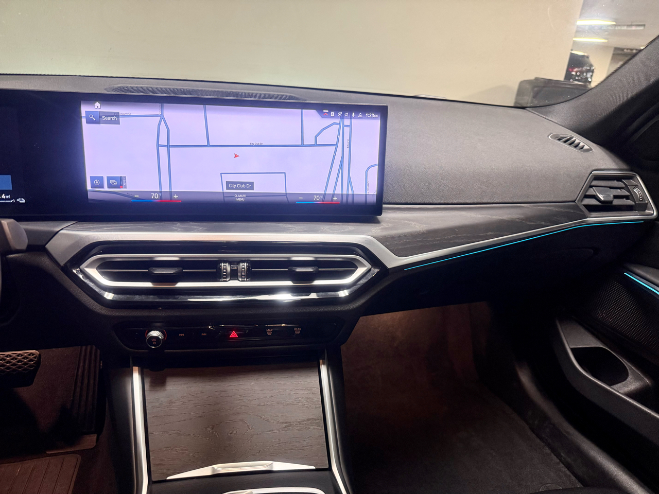 BMW 3-Series 330e 2023