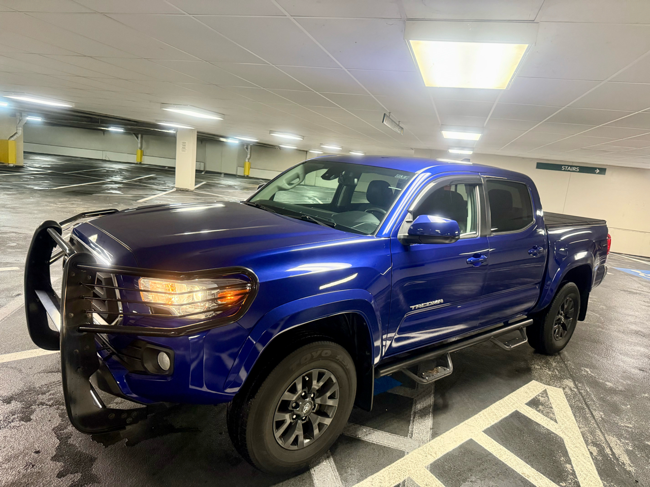 Toyota Tacoma 2WD Double Cab V6 AT SR5 (Natl) 2022